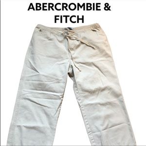 ABERCROMBIE & FITCH cropped pants